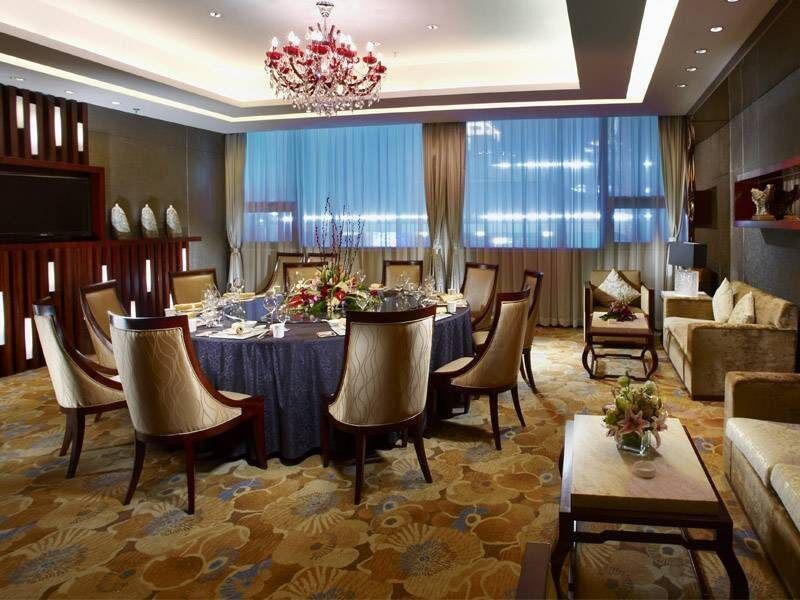 ロイヤル チューリップ ホテル ヂュジアジャオ シャンハイ 上海市 エクステリア 写真